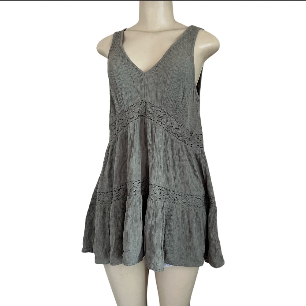 American Eagle New Beautiful Green V neck Flowy Lacey  Tunic/dress size small ⭐️